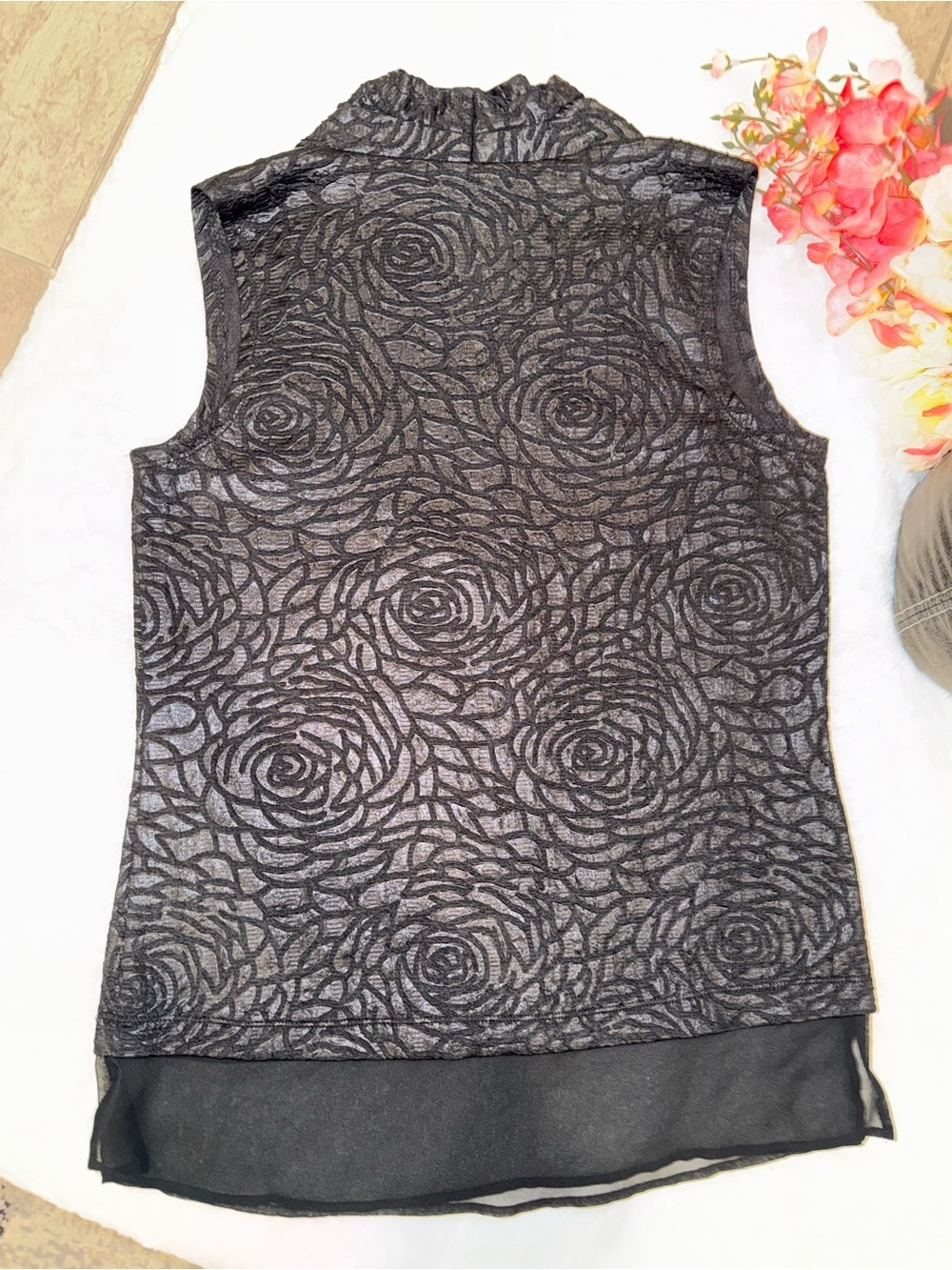 3 x 20$ Simply Vera Vera Wang Black Floral-Textured Sleeveless V-Neck Size XS - Picture 6 of 6